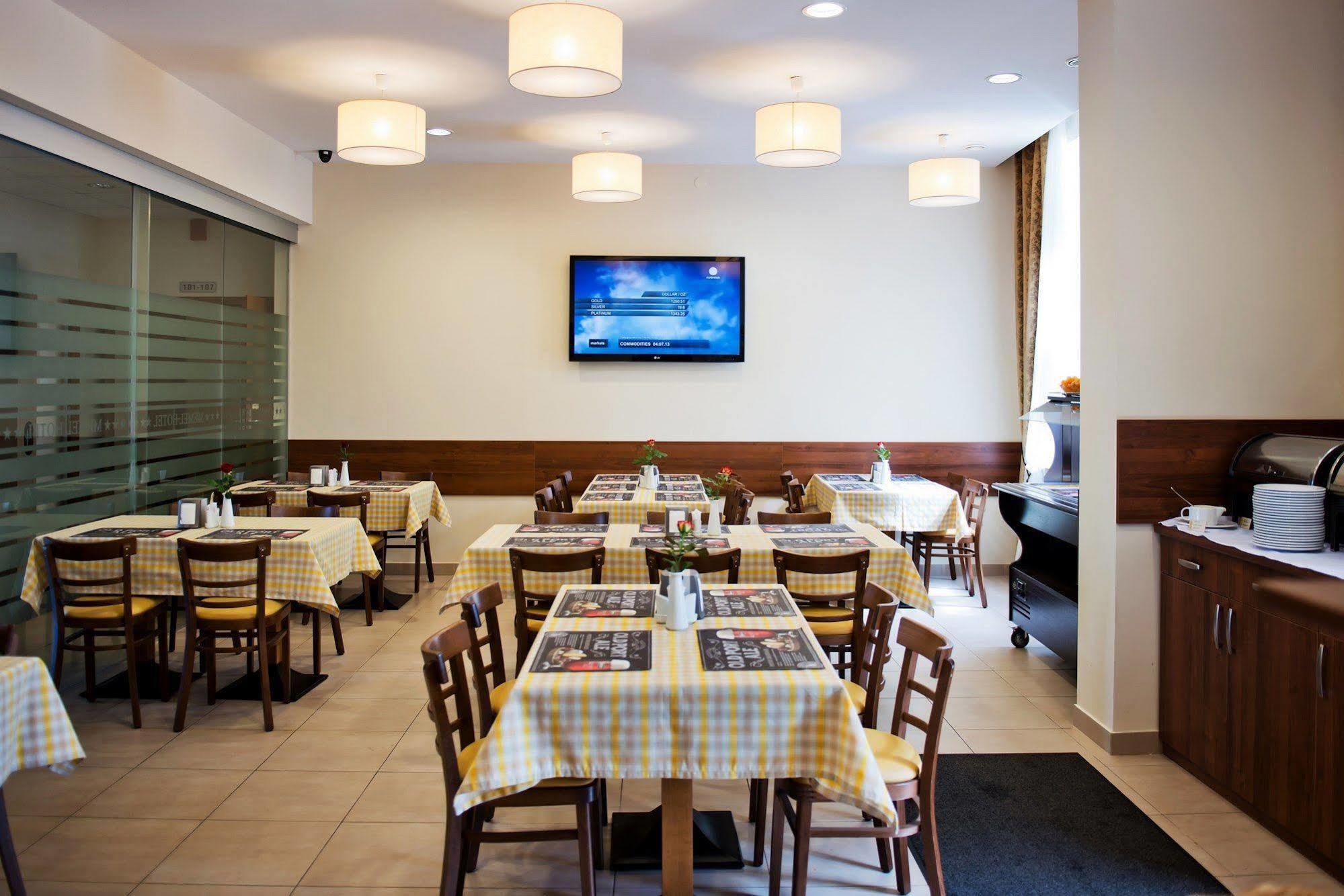 Memel Hotel Klaipeda Ngoại thất bức ảnh